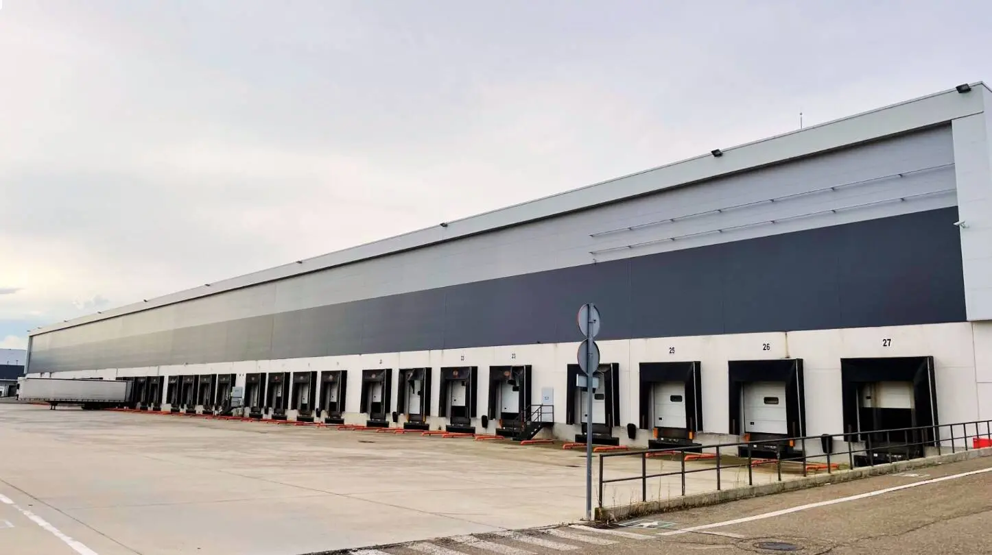 20,468 m² logistics warehouse for rent - Leganes, Madrid 2